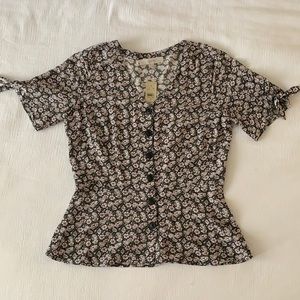 Floral Peplum Button Top